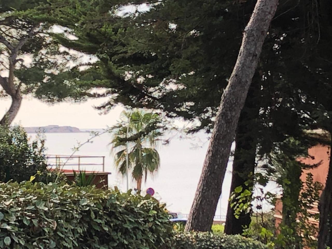 50m T2 Grande Terrasse Vue Climatise Piscine Chauffee, Parking Clos Gratuit *