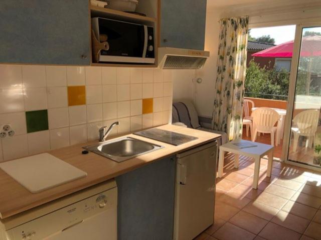 50m T2 Grande Terrasse Vue Climatise Piscine Chauffee, Parking Clos Gratuit Apartment Sanary-sur-Mer
