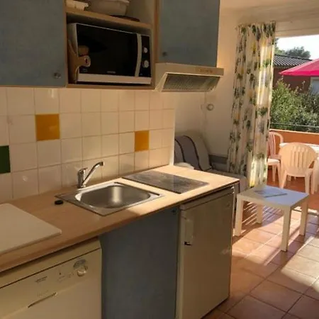 50m Plage T2 Grande Terrasse Vue Mer Climatisé Piscine Chauffée, Parking clos gratuit Sanary-sur-Mer Exterior foto