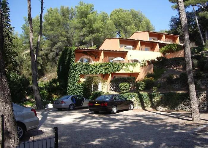 50M Plage T2 Grande Terrasse Vue Mer Climatise Piscine Chauffee, Parking Clos Gratuit